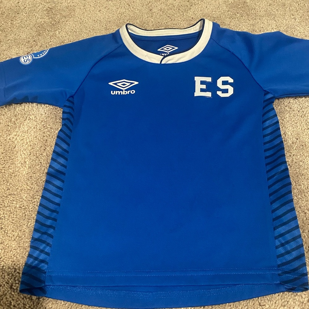 EL Salvador warm up soccer shirt